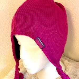 Women/Girls Barbiecore COLUMBIA Winter Hat with pigtails! Sweet and warm!